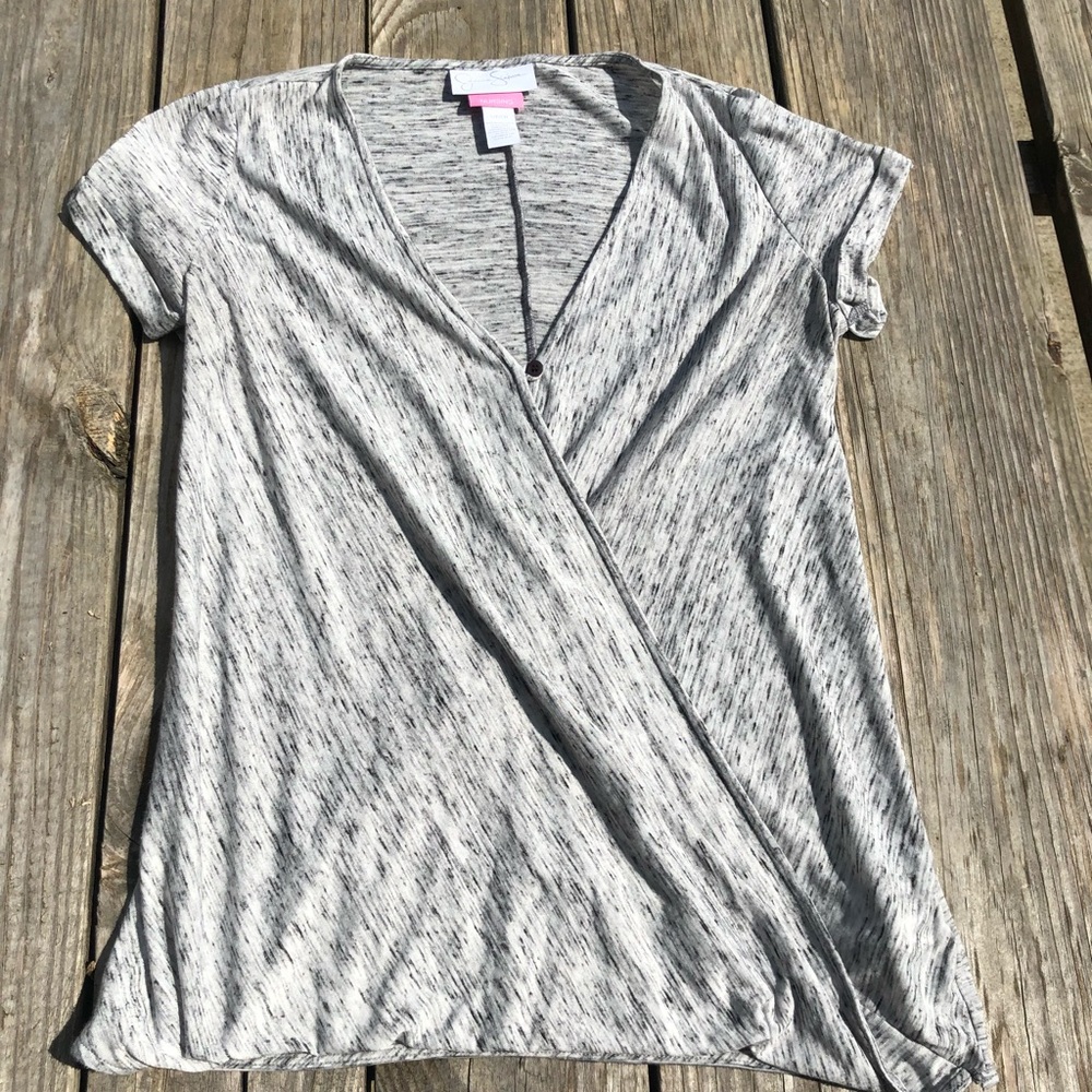 Jessica Simpson Nursing Maternity Top